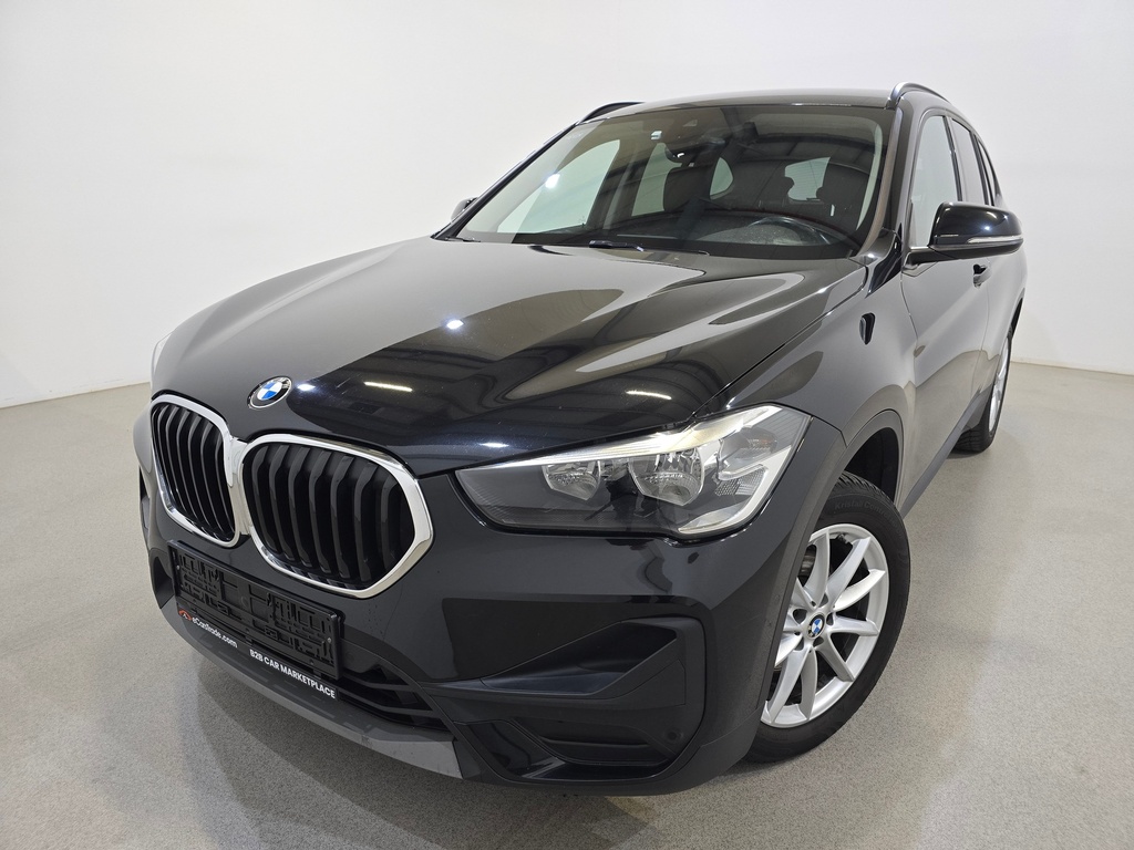 BMW X1 1496 cc Manual (2021)