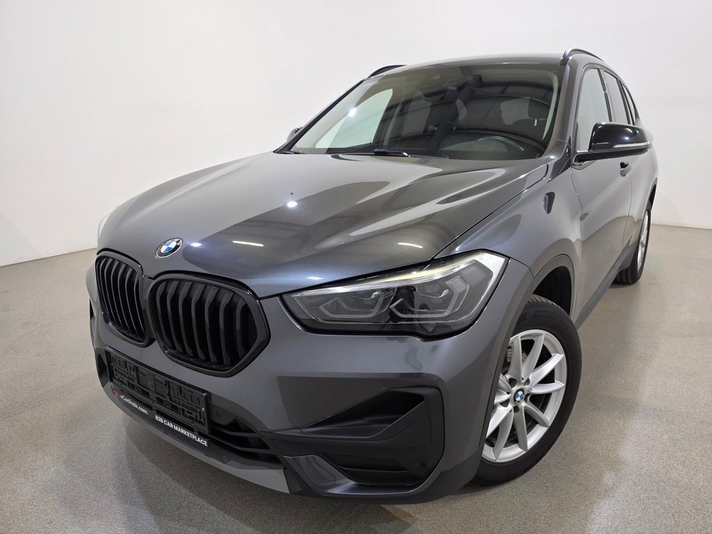 BMW X1 1496 cc Manual (2021)