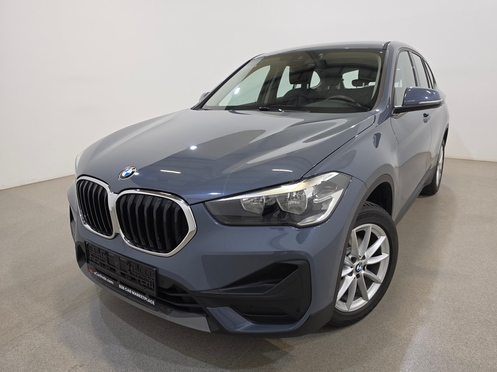 BMW X1 1496 cc Manual (2022)