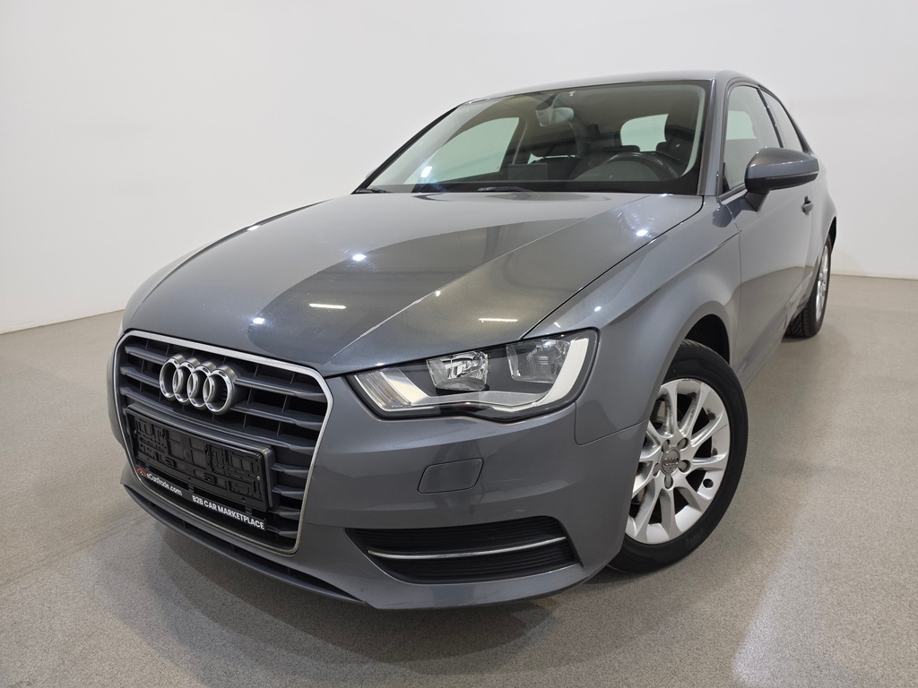 AUDI A3 1197 cc Automatic (2014)