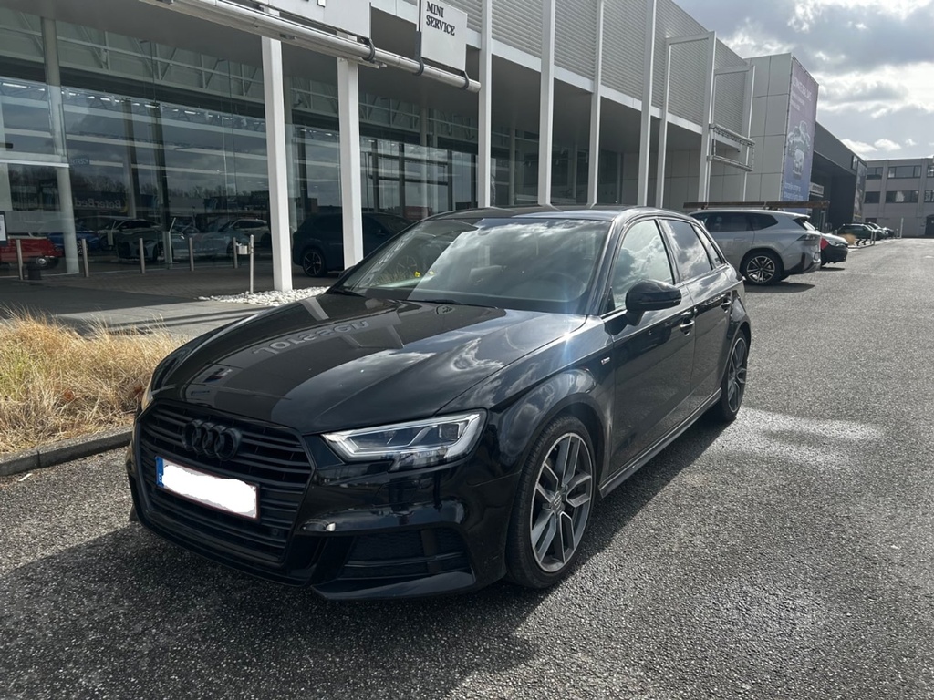 AUDI A3 999 cc Manual (2019)