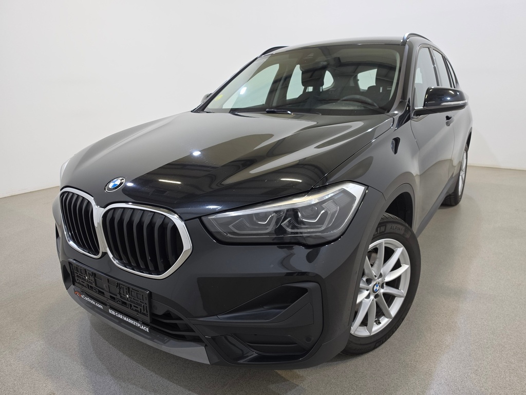 BMW X1 1496 cc Manual (2022)