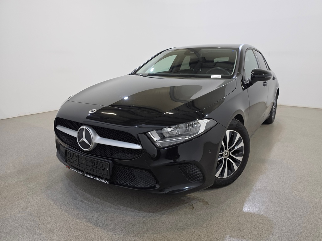 Mercedes A 180 1995 cc Automatic (2021)