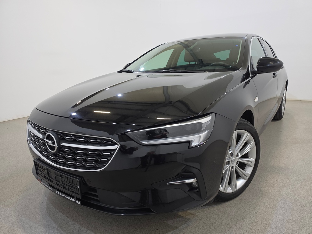 OPEL Insignia 1496 cc Automatic (2021)