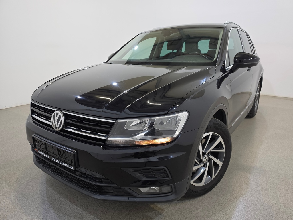 Volkswagen Tiguan 1395 cc Manual (2018)