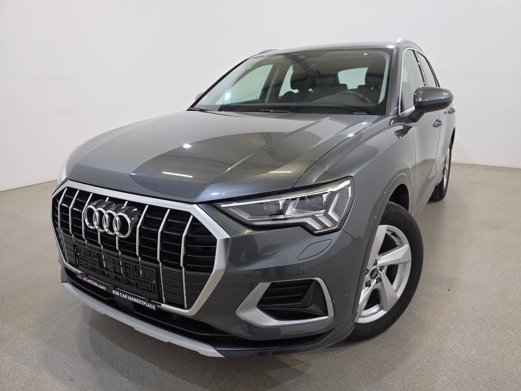 AUDI Q3 1498 cc Automatic (2022)