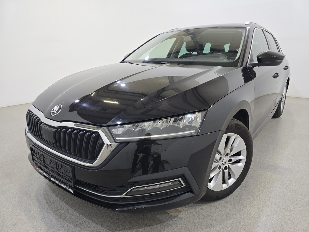 SKODA Octavia 999 cc Manual (2021)