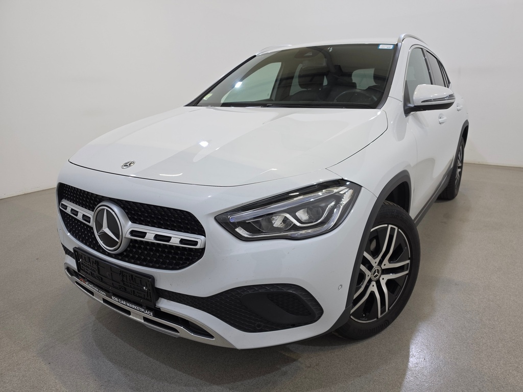 Mercedes GLA 200 1950 cc Automatic (2022)