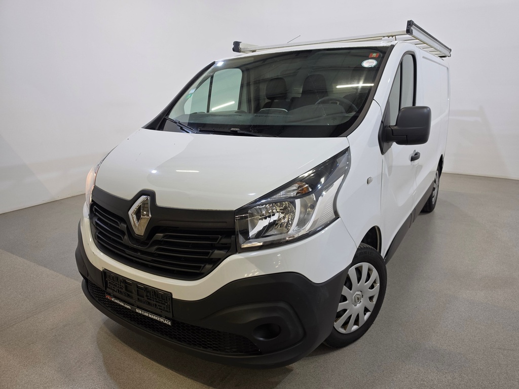 RENAULT Trafic 1598 cc Manual (2018)