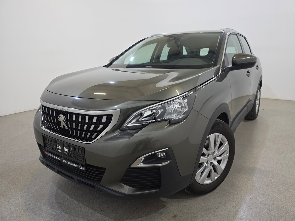 PEUGEOT 3008 1199 cc Manual (2017)