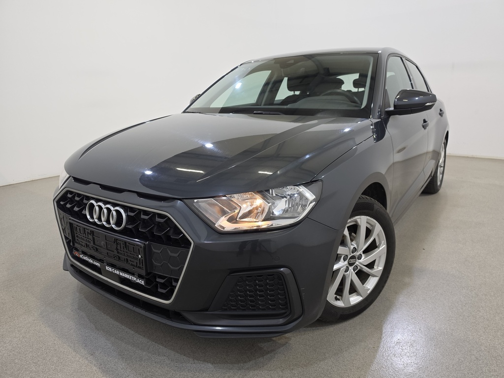 AUDI A1 999 cc Manual (2022)