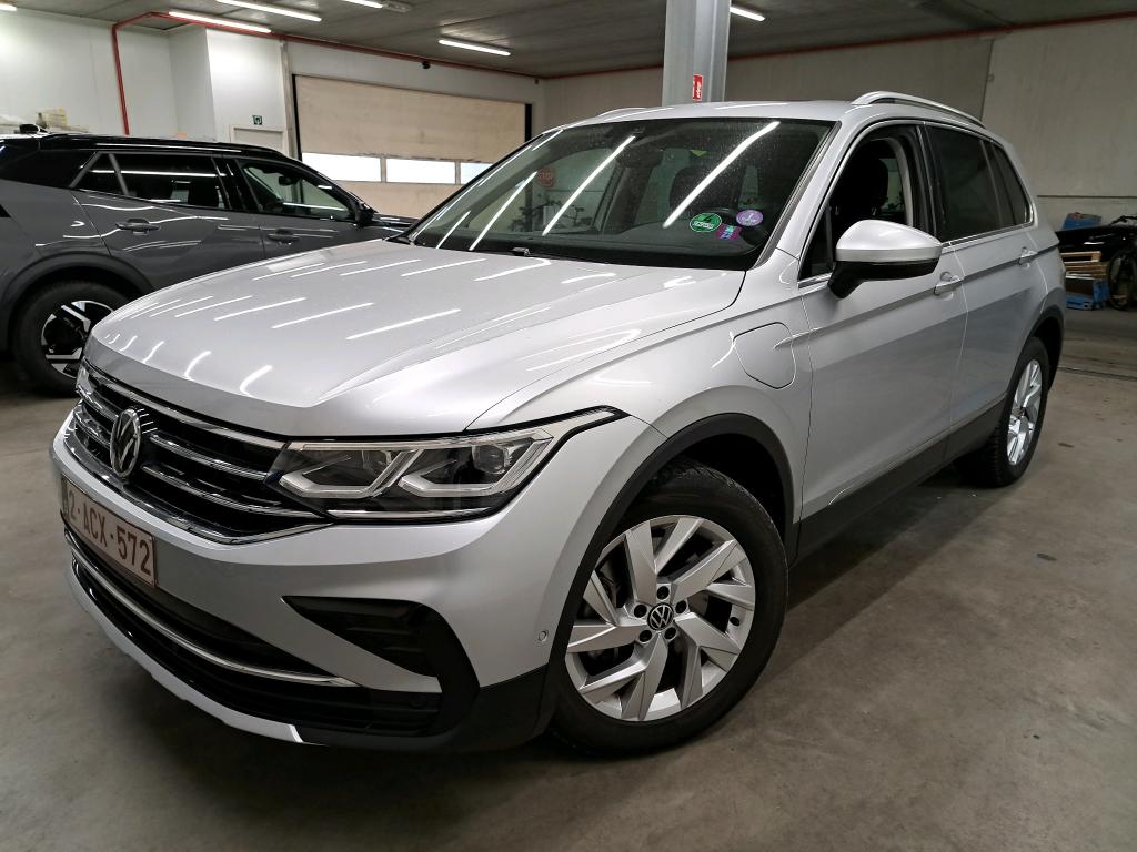 Volkswagen Tiguan 1395 cc Automatic (2021)