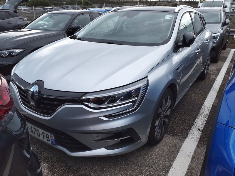 RENAULT Megane 1332 cc Automatic (2024)