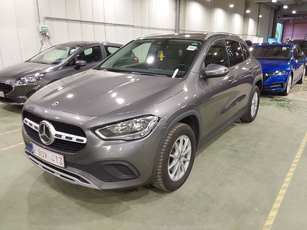 Mercedes GLA 180 1332 cc Automatic (2022)