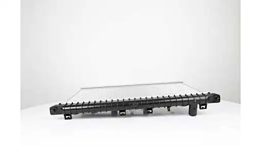 [RADI_3300] Radiator, engine cooling — BSG