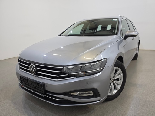 [VOLK_4565] Volkswagen Passat Variant 1968 cc Automatic (2021)